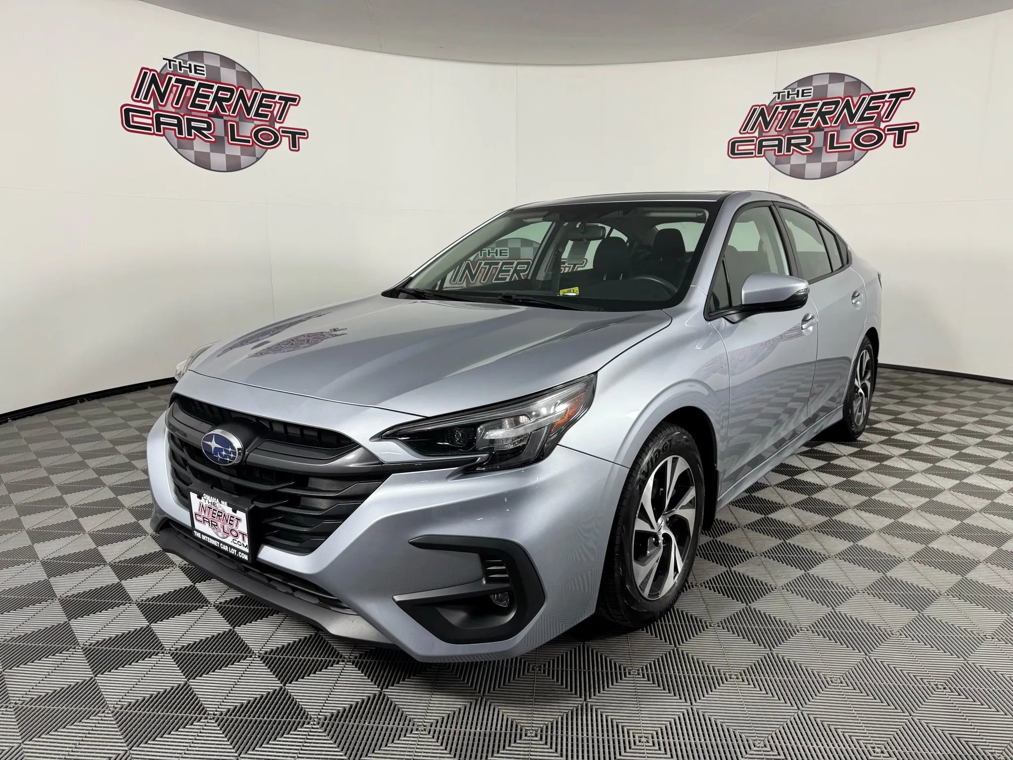 Used 2024 Subaru Legacy Premium AWD/4WD image 3