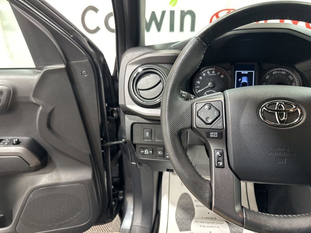 Used 2023 Toyota Tacoma TRD Off-Road image 23