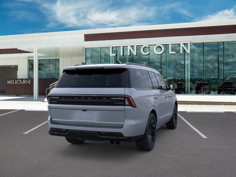 New 2025 Lincoln Navigator Reserve w/ Jet Appearance Package image 8