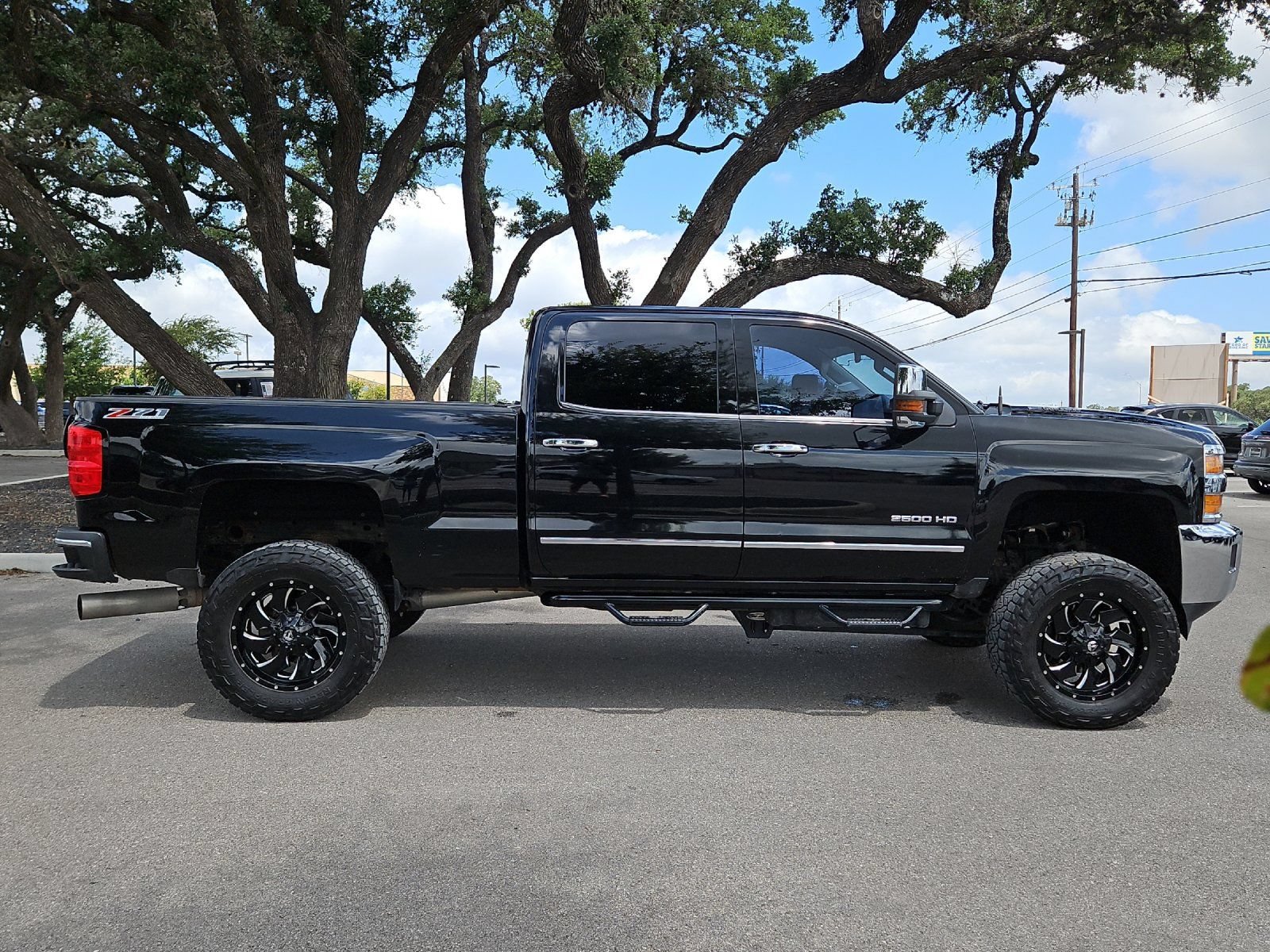 Used 2015 Chevrolet Silverado 2500 LTZ w/ Duramax Plus Package AWD/4WD image 6