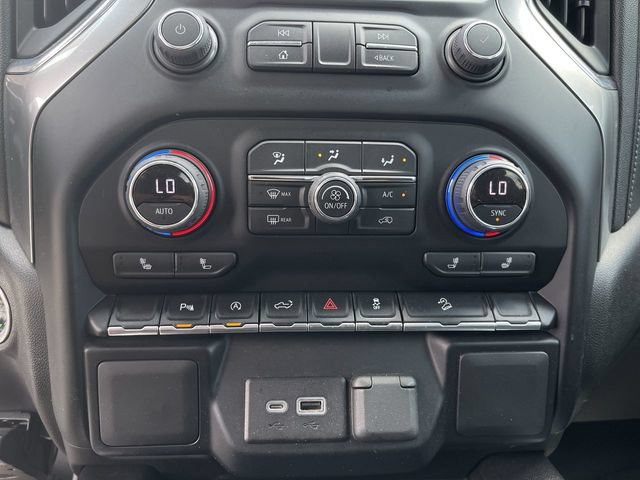 Used 2022 Chevrolet Silverado 1500 RST AWD/4WD image 18