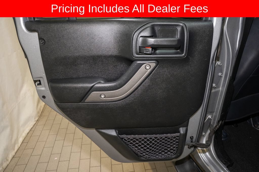 Used 2018 Jeep Wrangler Unlimited Sport S AWD/4WD image 9
