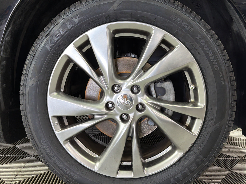 Used 2015 INFINITI QX60 FWD w/ Deluxe Touring Package image 42