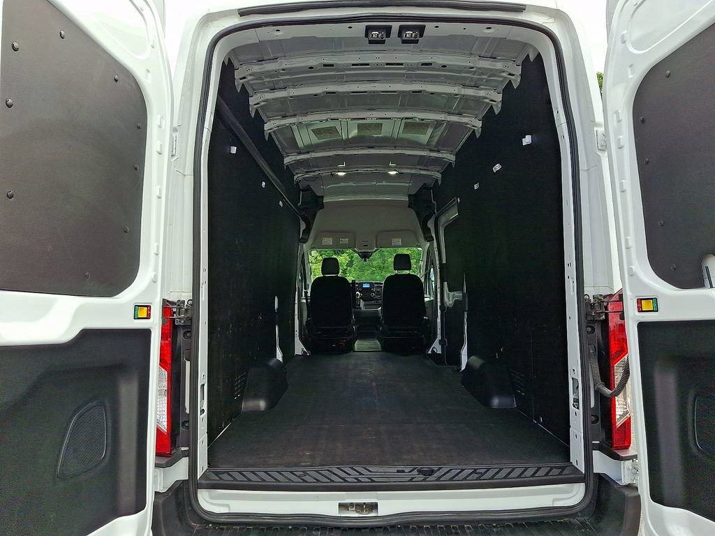 Used 2024 Ford Transit 250 148 High Roof Extended w/ Load Area Protection Package RWD image 27