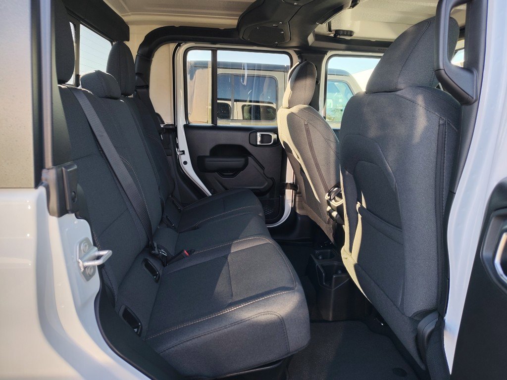 New 2026 Jeep Gladiator Sport AWD/4WD image 25