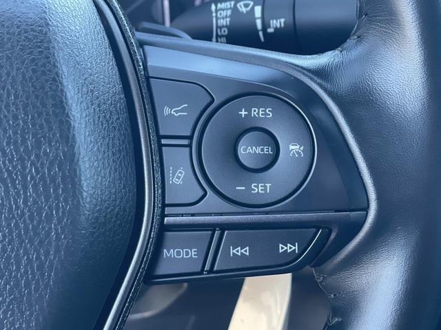 Used 2023 Toyota Camry SE image 10