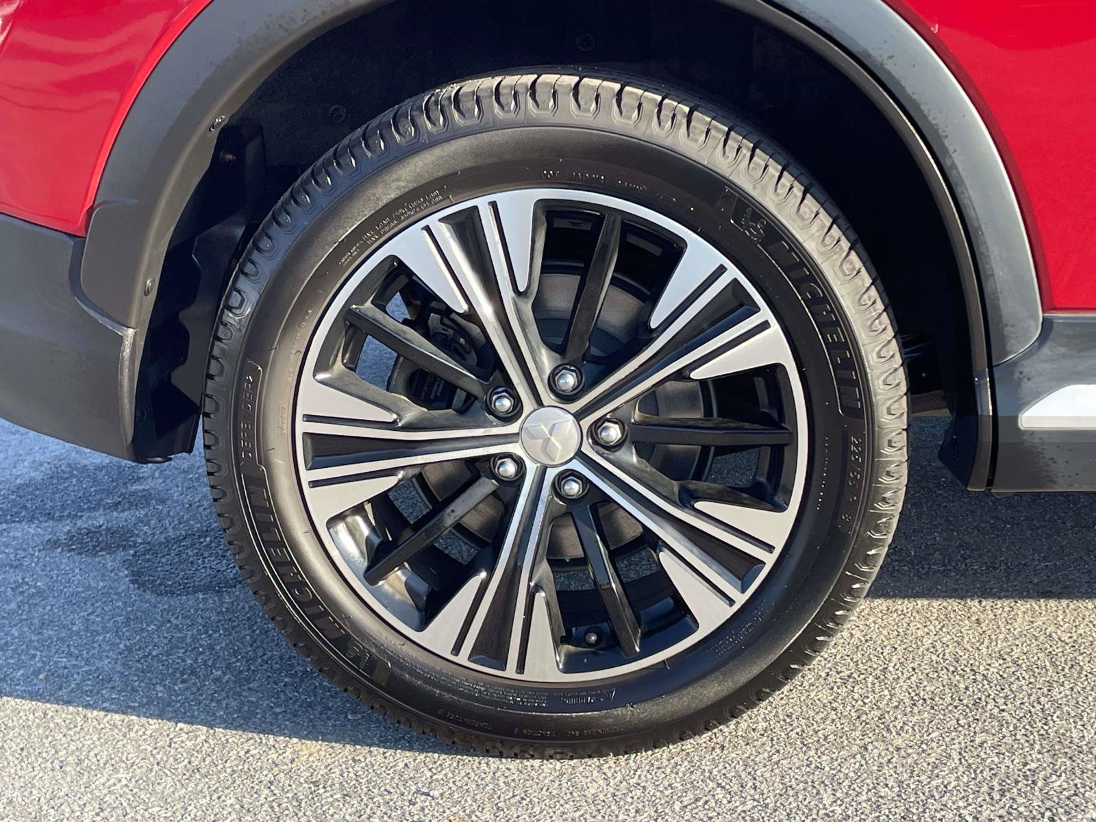 Used 2018 Mitsubishi Eclipse Cross SEL AWD/4WD image 32