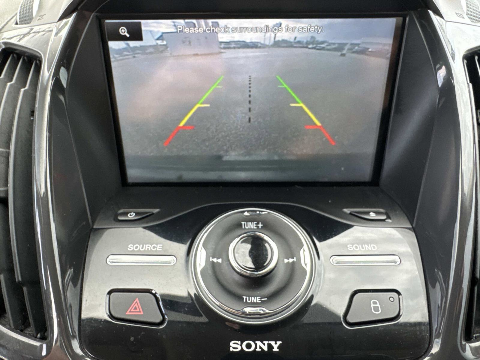 Used 2014 Ford Escape Titanium w/ Equipment Group 401A AWD/4WD image 29