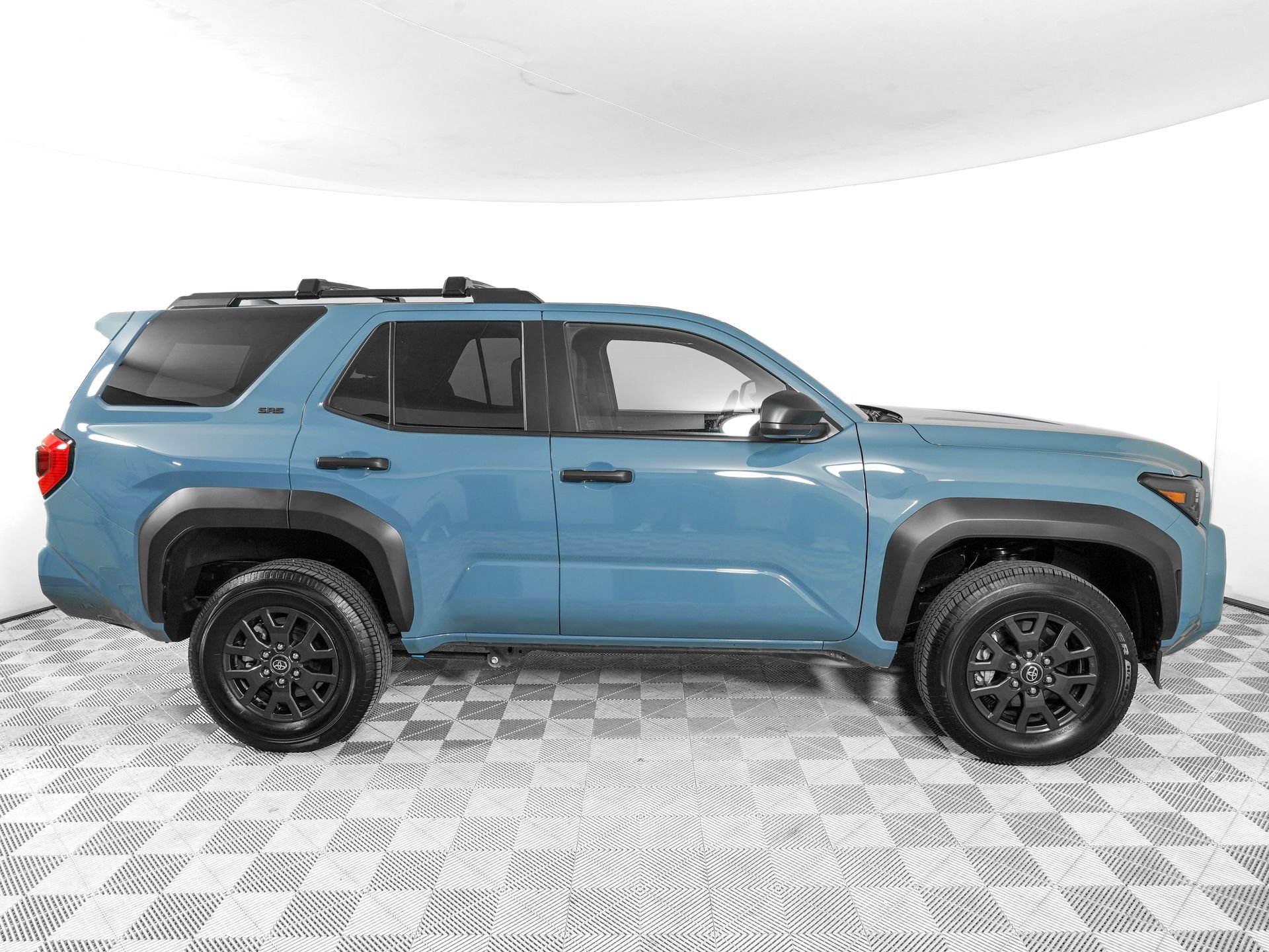 Used 2026 Toyota 4Runner SR5 AWD/4WD image 3