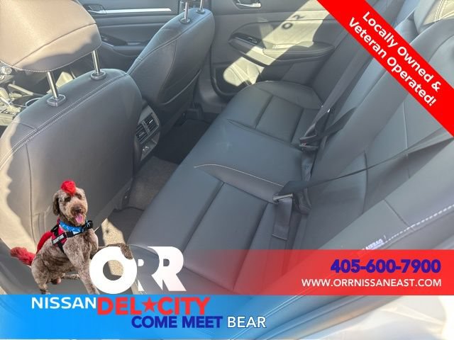 New 2025 Nissan Altima 2.5 SL FWD image 10