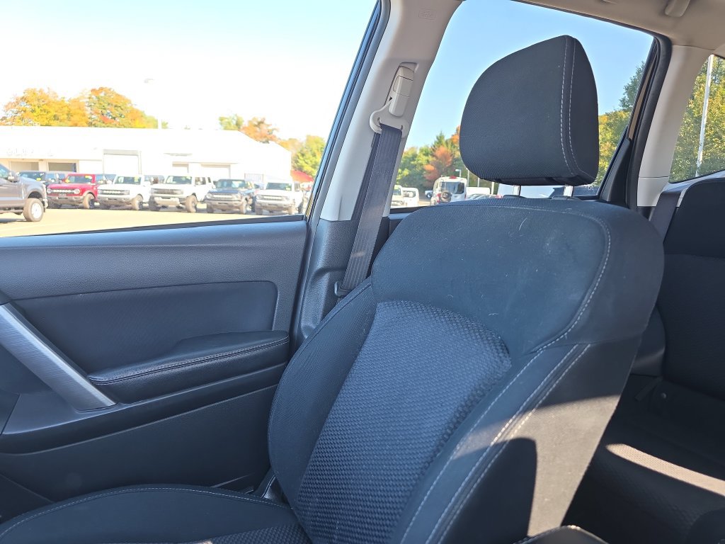 Used 2016 Subaru Forester 2.5i Premium AWD/4WD image 40