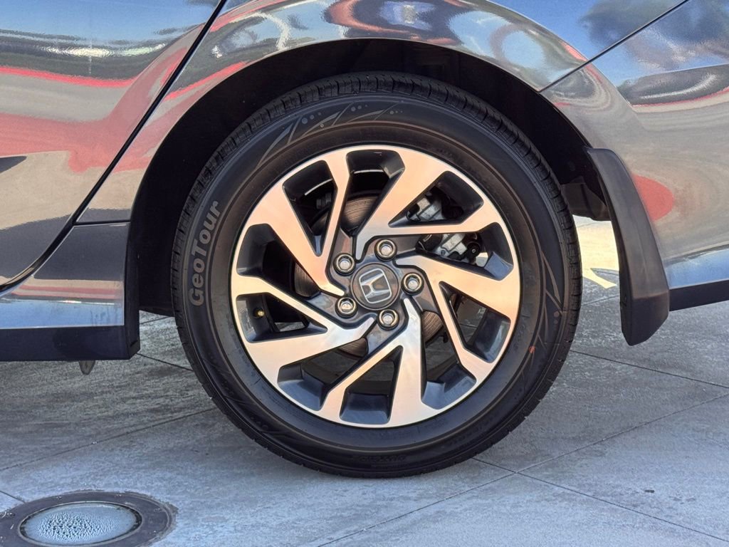 Used 2018 Honda Civic EX image 10