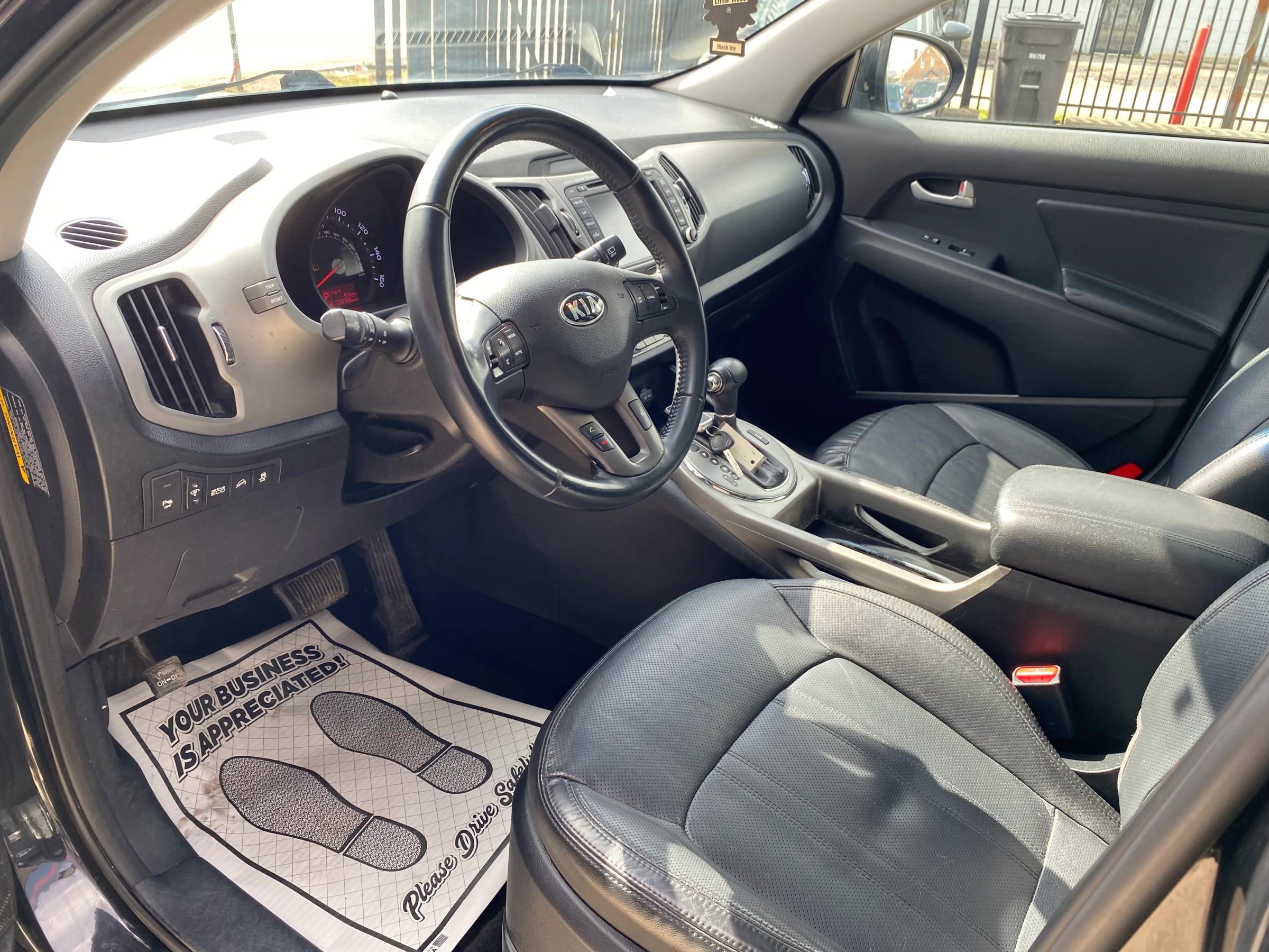 Used 2014 Kia Sportage EX image 3