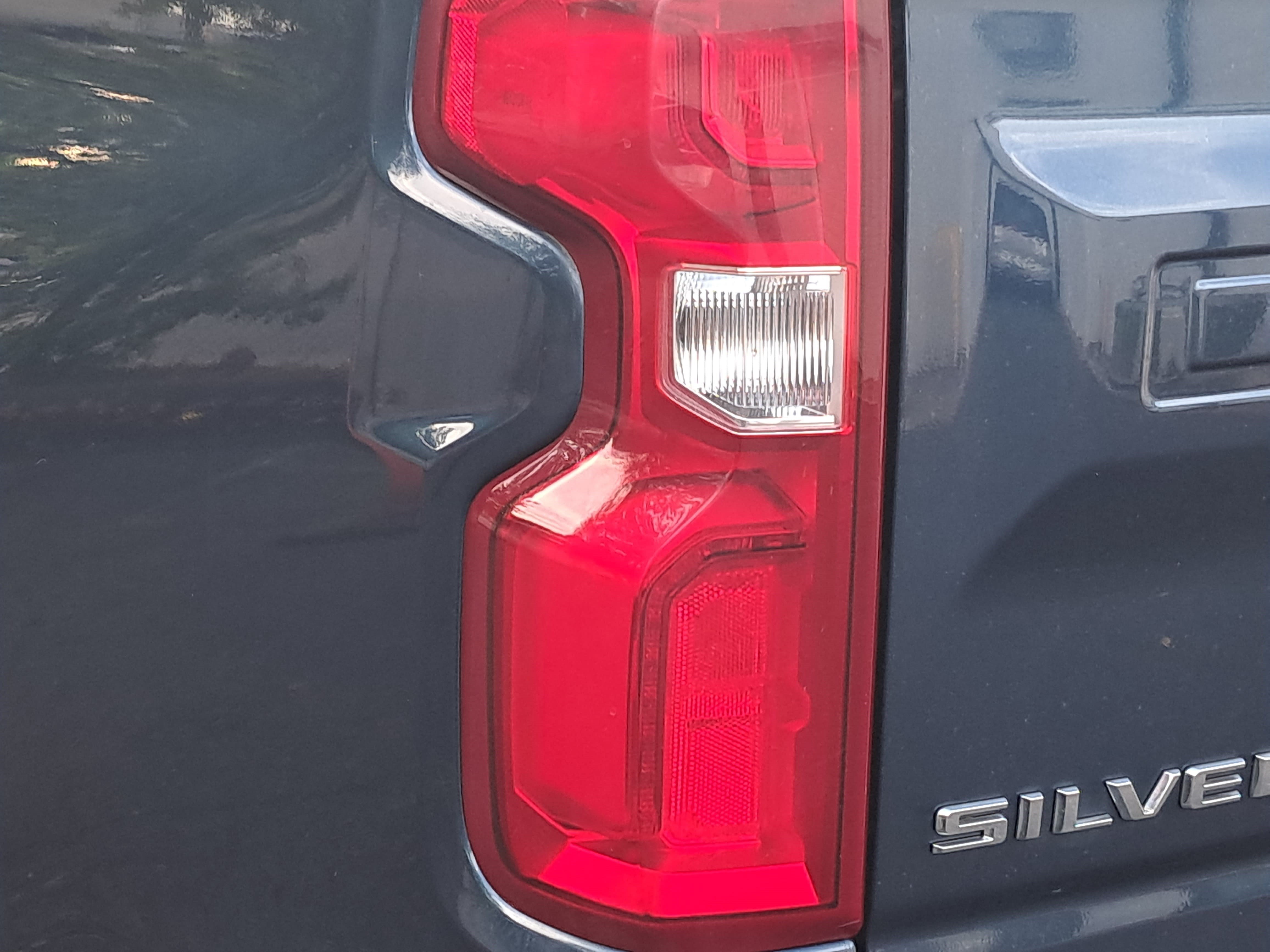 Used 2019 Chevrolet Silverado 1500 Custom w/ Custom Value Package AWD/4WD image 29