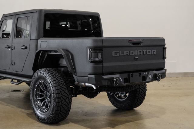 Used 2025 Jeep Gladiator Rubicon w/ Safety Group AWD/4WD image 46