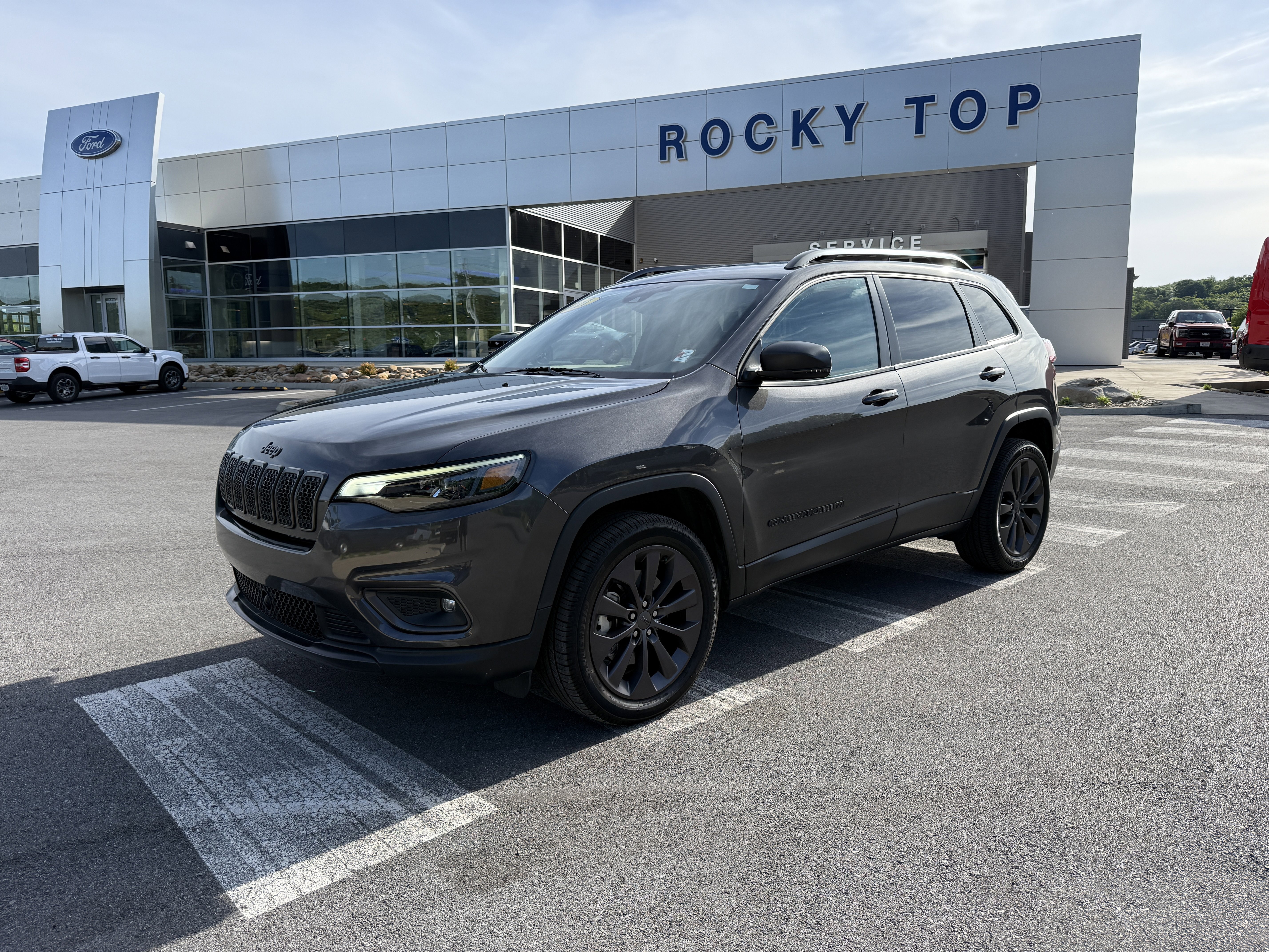 Used 2021 Jeep Cherokee Latitude Lux 80th Anniv w/ Quick Order Package 26U 80TH FWD image 1
