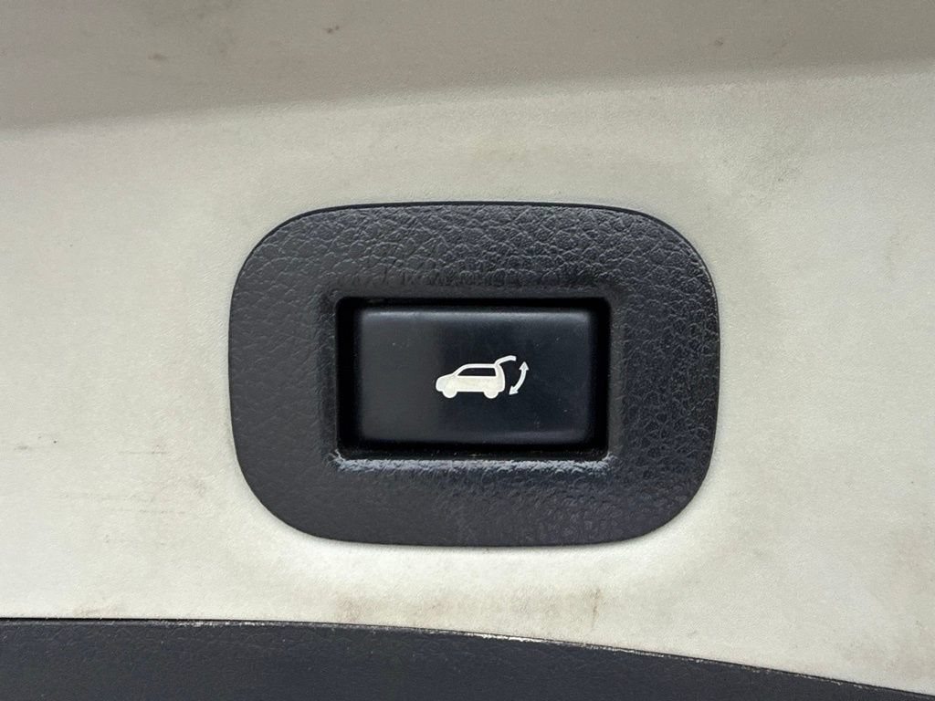 Used 2017 Nissan Rogue SL AWD/4WD image 11