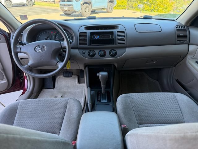 Used 2003 Toyota Camry LE w/ Fleet Convenience Pkg FWD image 12