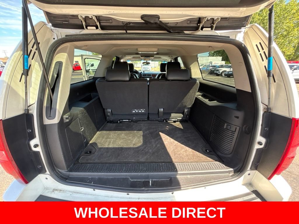 Used 2012 Chevrolet Suburban LTZ AWD/4WD image 32