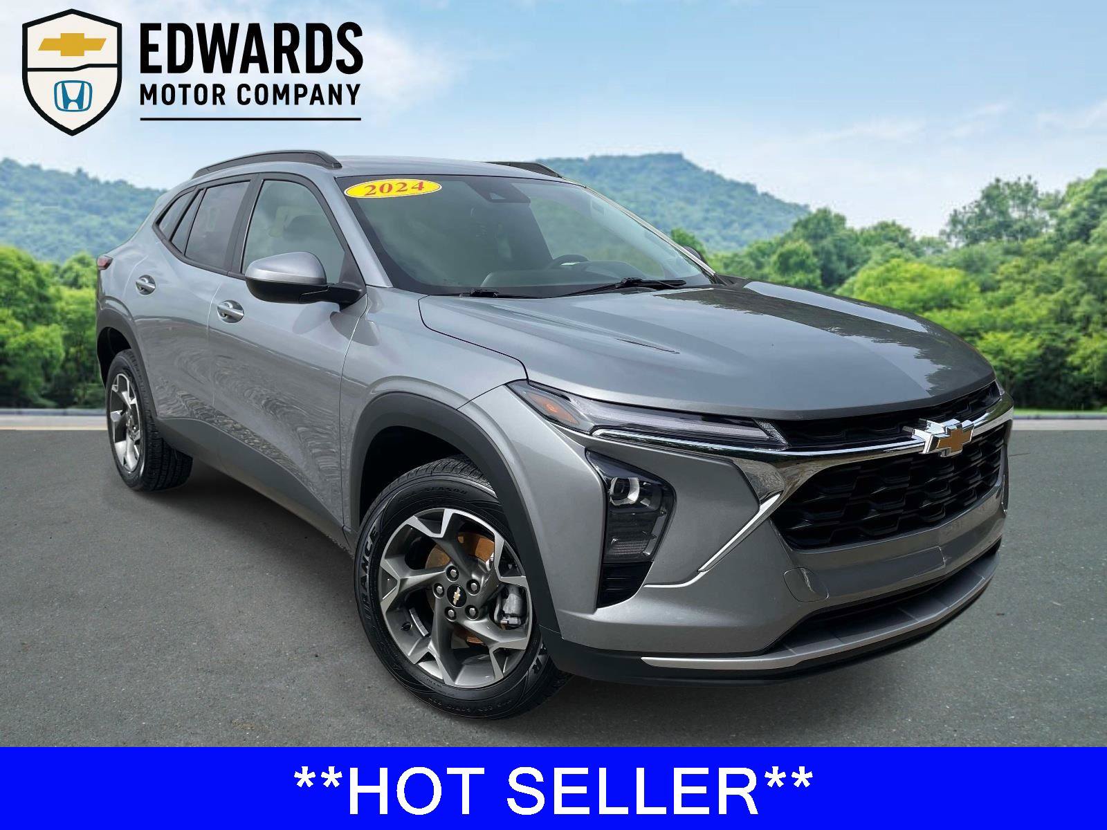 Used 2024 Chevrolet Trax LT
