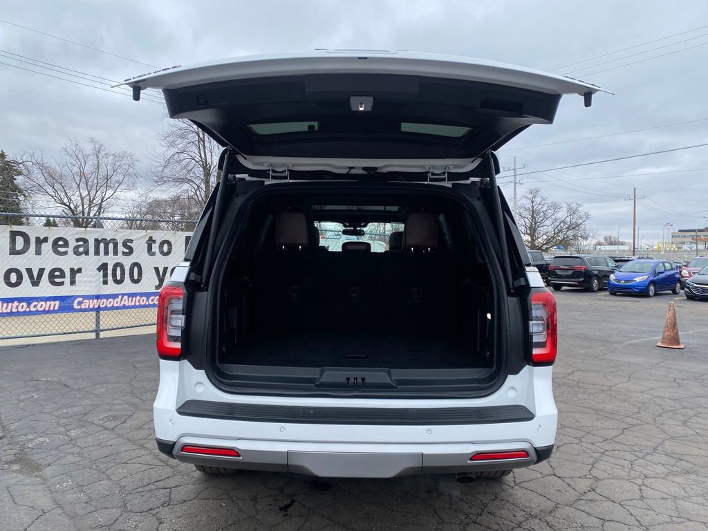 Used 2024 Ford Expedition Max Limited image 4