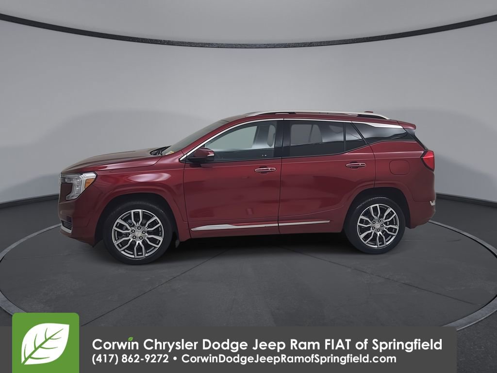 Used 2023 GMC Terrain Denali w/ Denali Premium Package AWD/4WD image 8