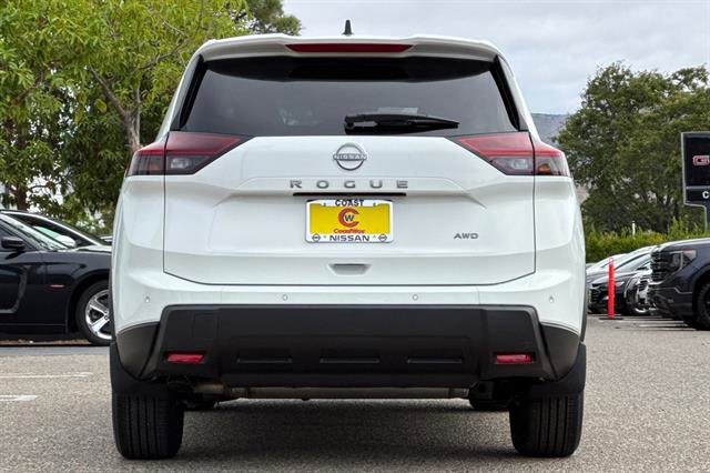 New 2026 Nissan Rogue S image 6