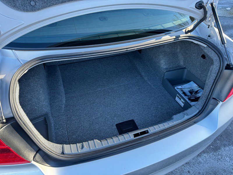 Used 2006 BMW 330i Sedan image 13