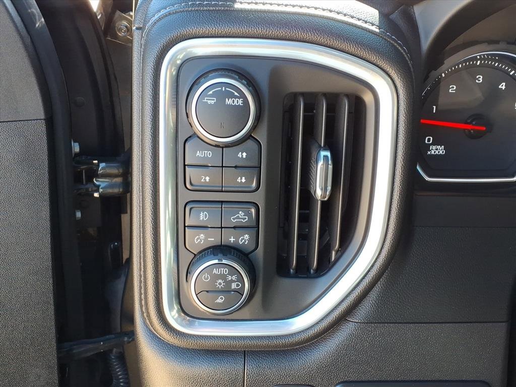 Used 2022 Chevrolet Silverado 2500 LTZ w/ LTZ Plus Package image 21