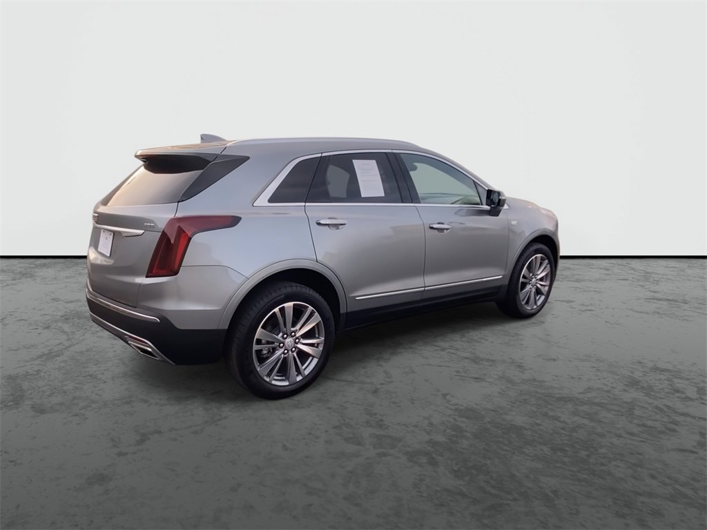 Certified 2025 Cadillac XT5 Premium Luxury image 8