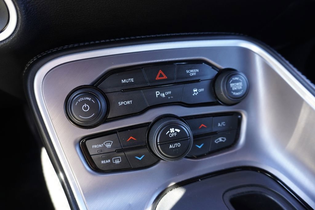 Used 2022 Dodge Challenger GT image 13