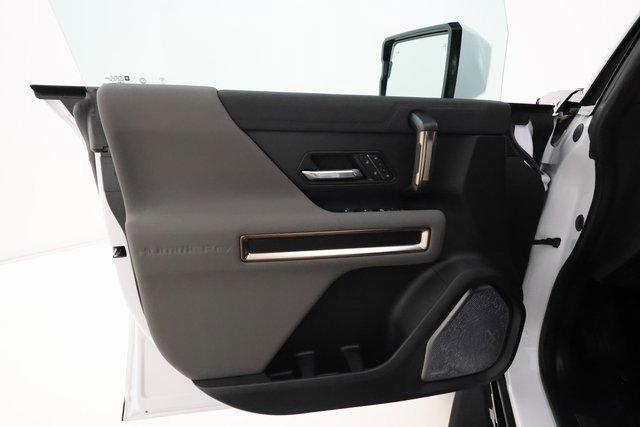 New 2025 GMC Hummer EV 2X image 8