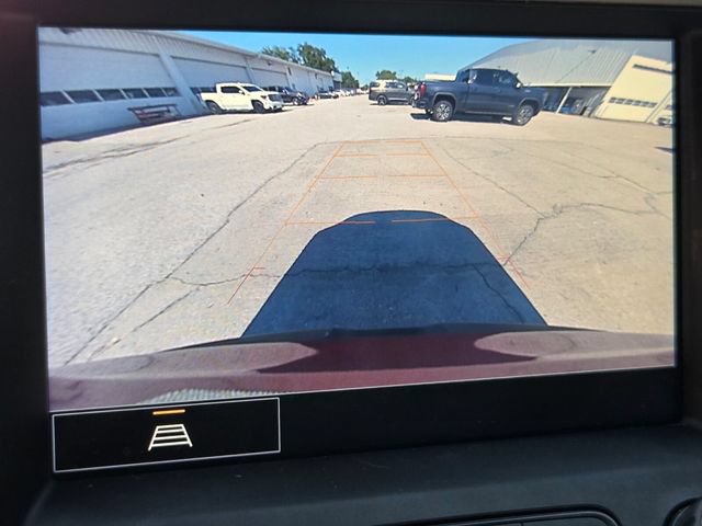 Used 2023 GMC Acadia SLT FWD image 19