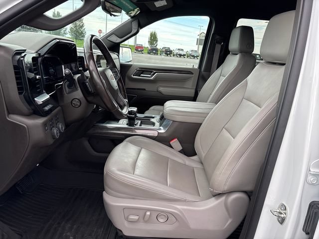 Certified 2023 Chevrolet Silverado 1500 LTZ w/ Technology Package AWD/4WD image 9