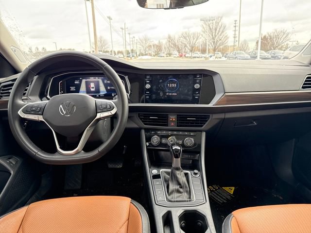 Used 2024 Volkswagen Jetta SEL image 12