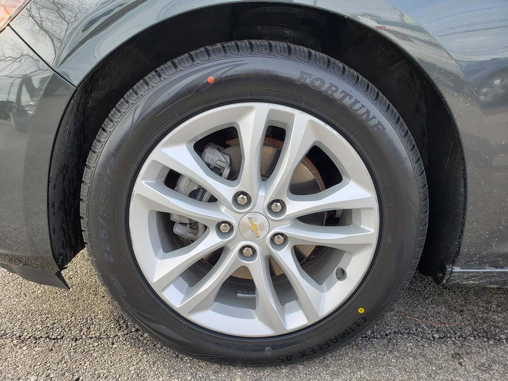 Used 2016 Chevrolet Malibu LT image 27