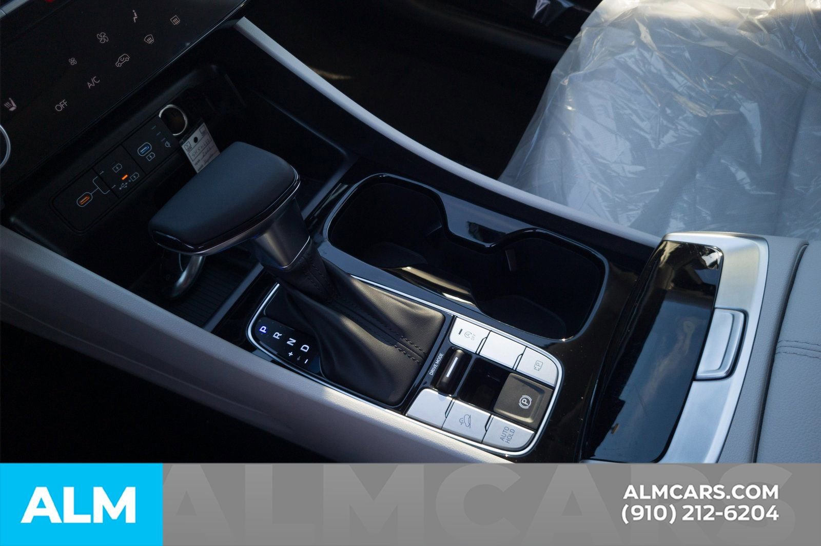 Certified 2025 Hyundai Tucson SEL image 28