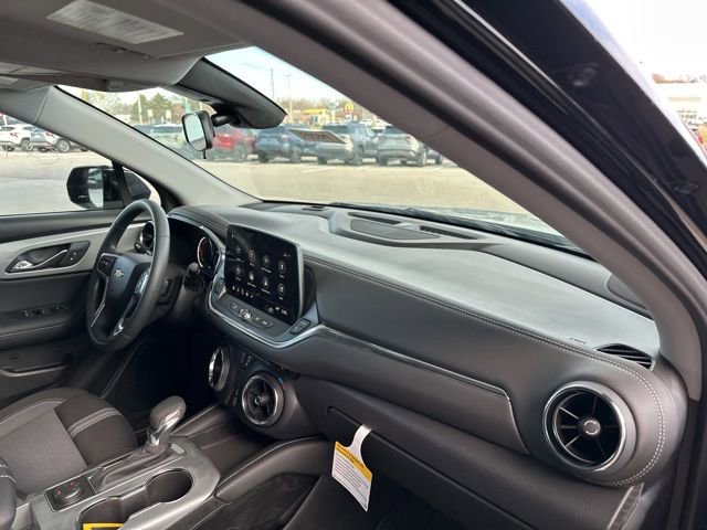New 2026 Chevrolet Blazer LT w/ Midnight/Sport Edition image 27