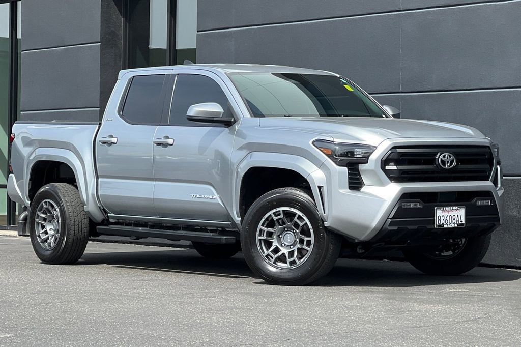 Used 2024 Toyota Tacoma SR5 AWD/4WD image 3