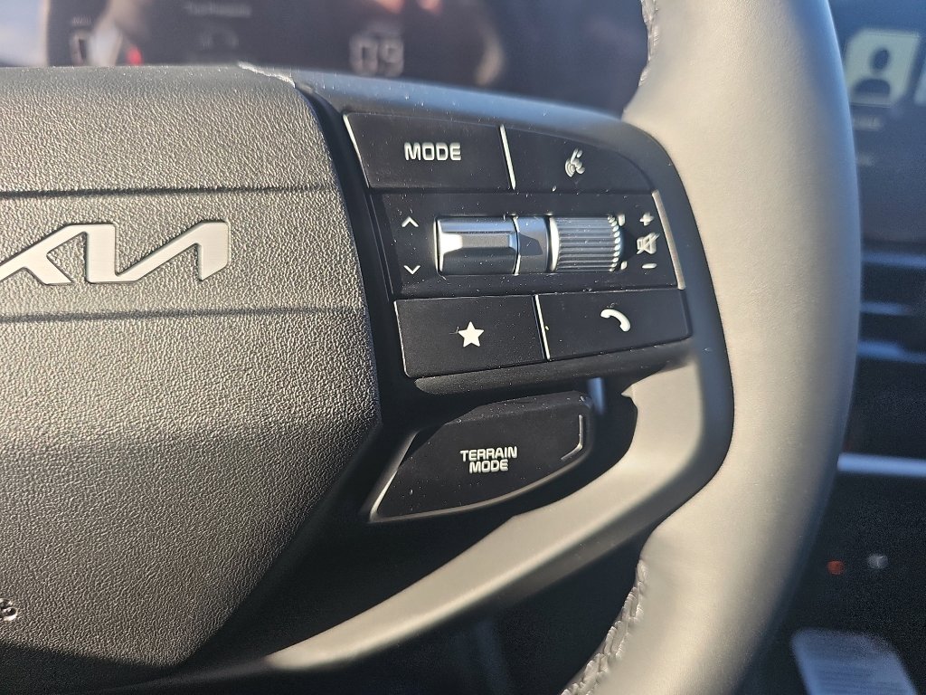 New 2026 Kia Sportage EX image 13