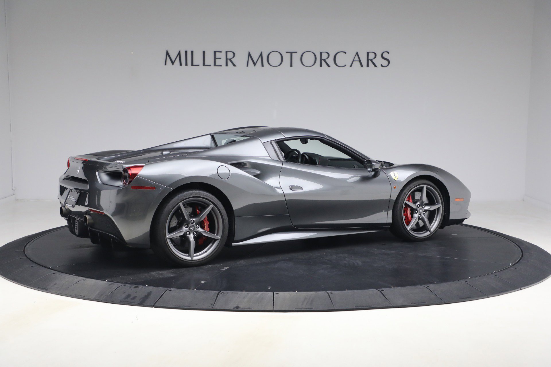 Certified 2018 Ferrari 488 Spider image 10