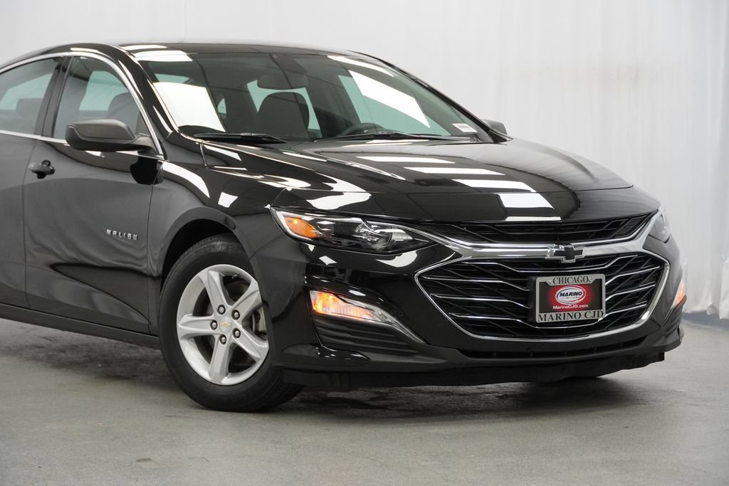 Used 2022 Chevrolet Malibu LS FWD image 3