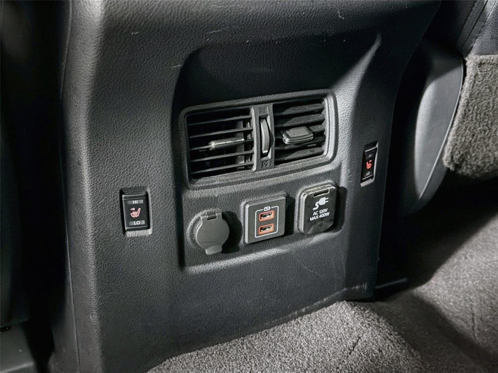 Used 2024 Nissan Titan PRO-4X w/ Pro-4x Convenience Package AWD/4WD image 27
