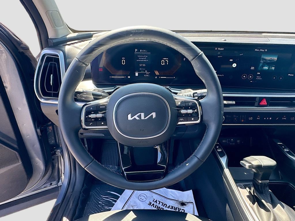 Certified 2025 Kia Sorento S w/ Panoramic Sunroof Package FWD image 11