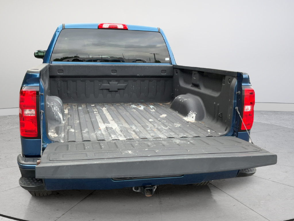 Used 2018 Chevrolet Silverado 1500 LT w/ All Star Edition AWD/4WD image 18