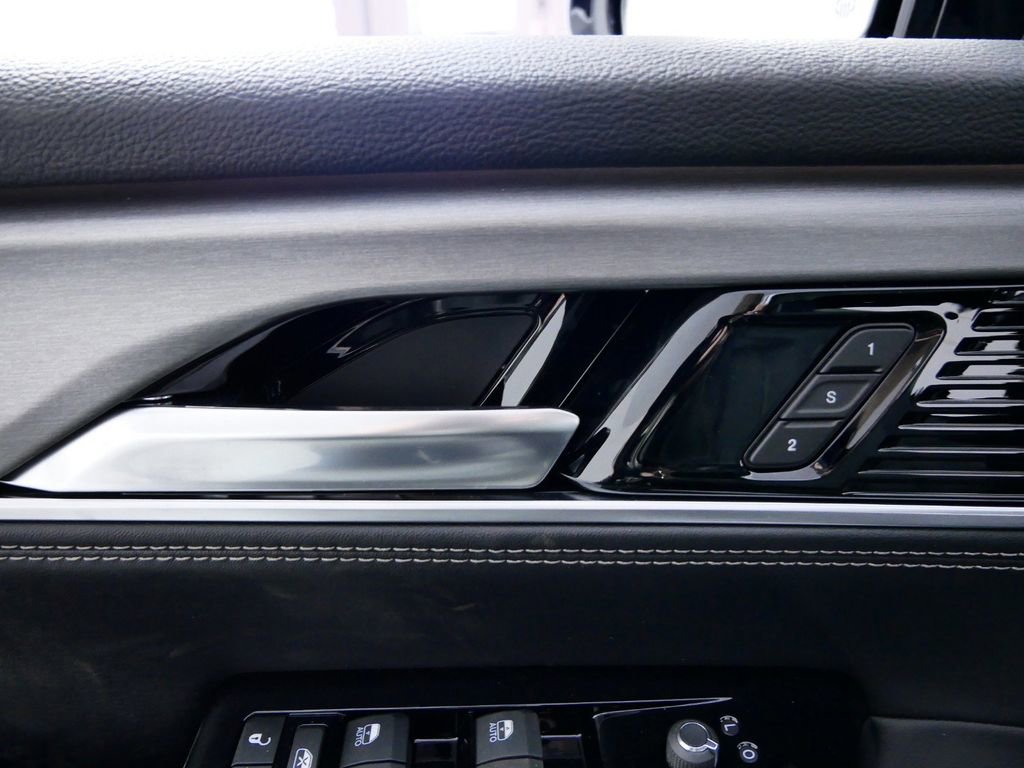 Used 2024 Jeep Wagoneer Series II image 34