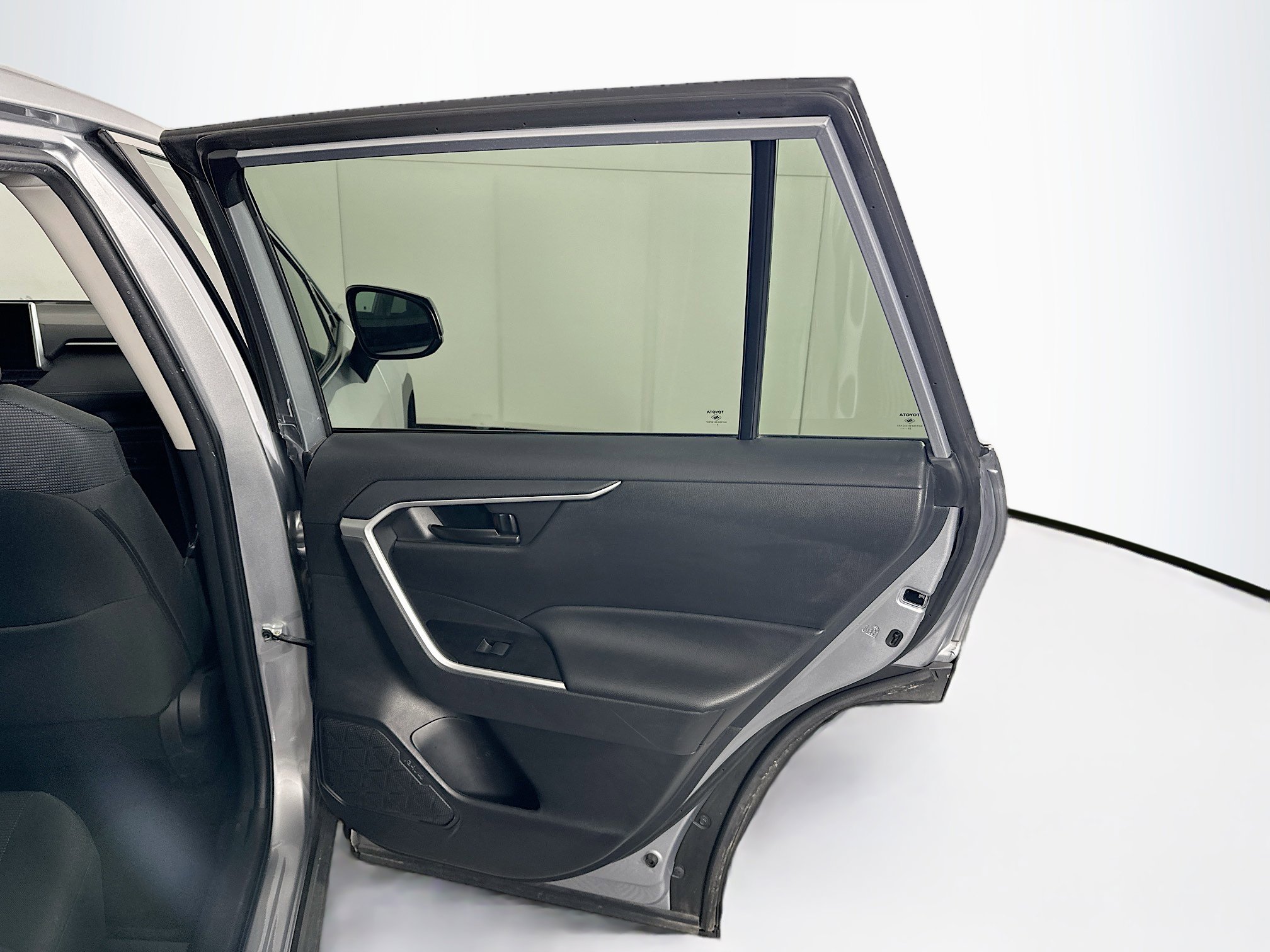 Used 2024 Toyota RAV4 LE image 27