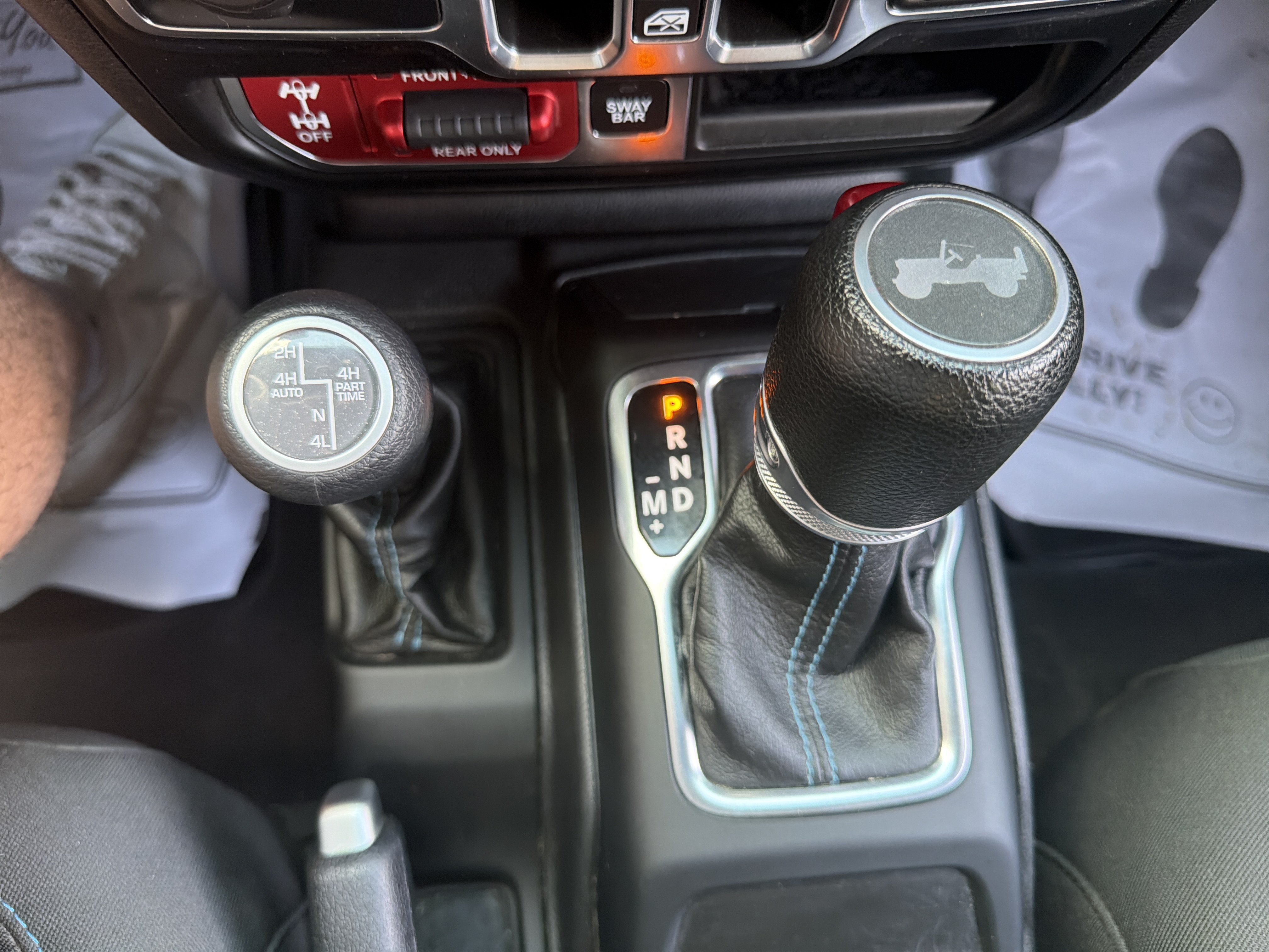 Used 2022 Jeep Wrangler Unlimited Rubicon 4xe AWD/4WD image 23