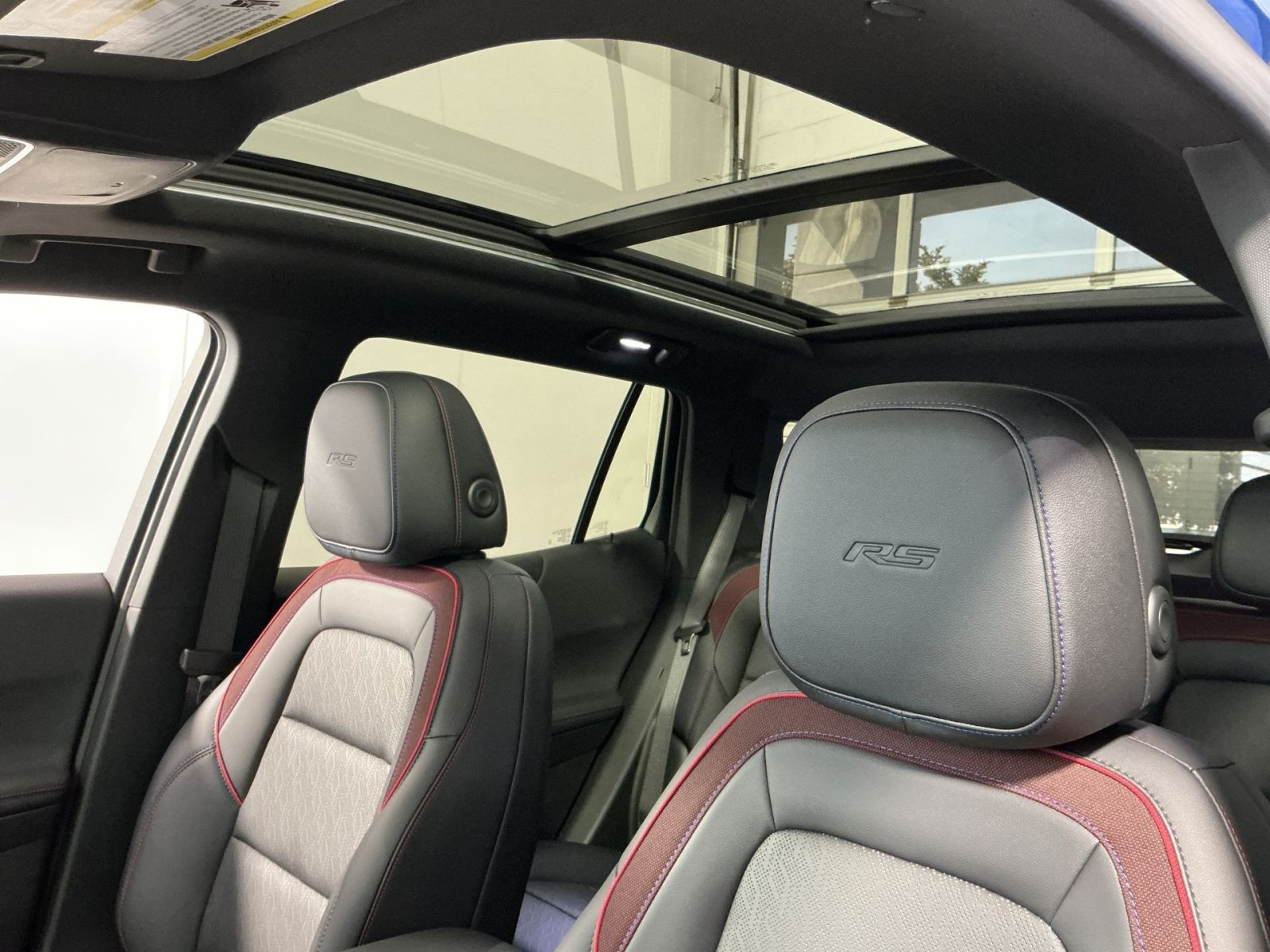New 2026 Chevrolet Equinox RS w/ Safety and Technology Package FWD image 24