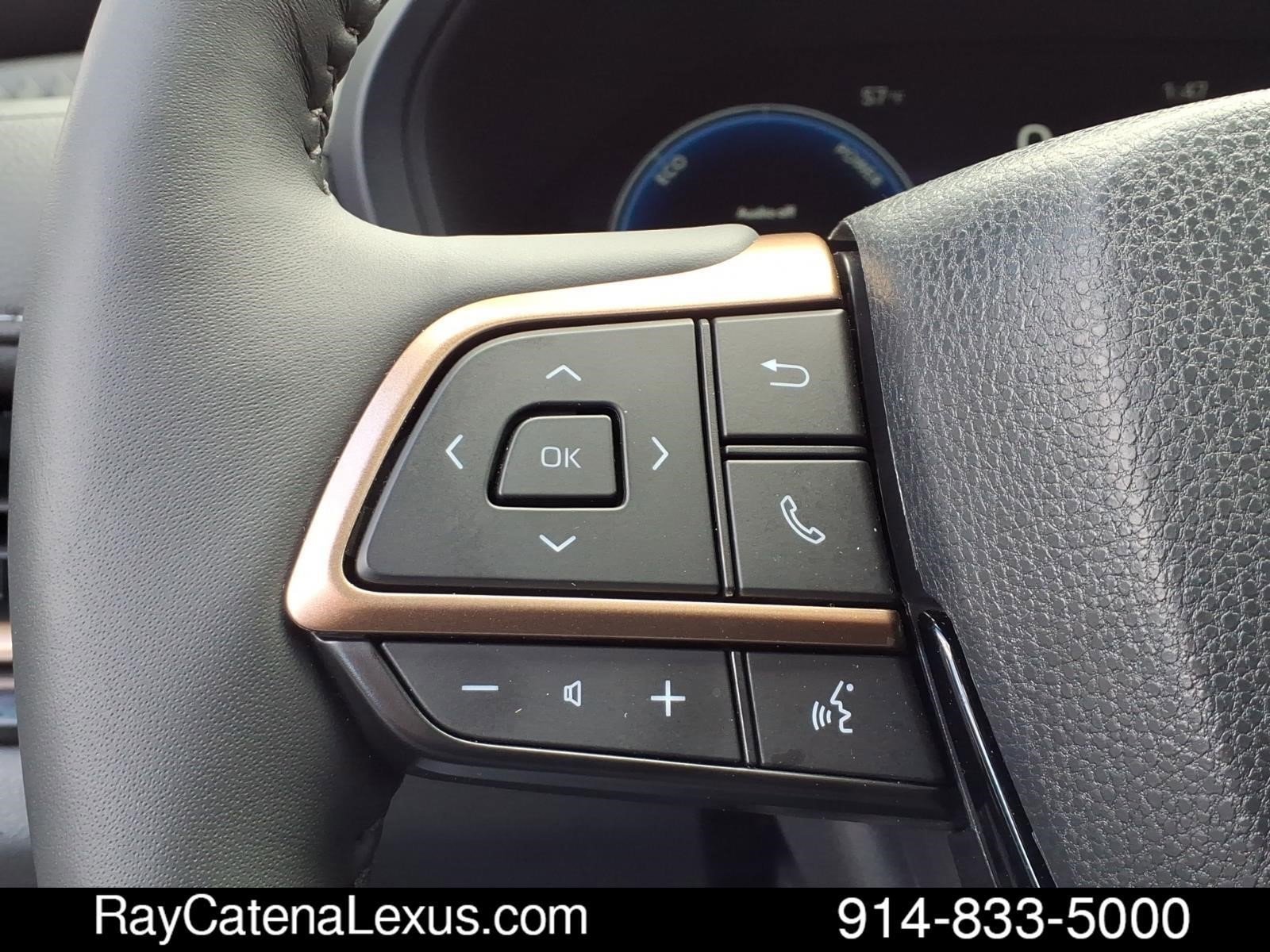 Used 2025 Toyota Grand Highlander AWD Hybrid image 16